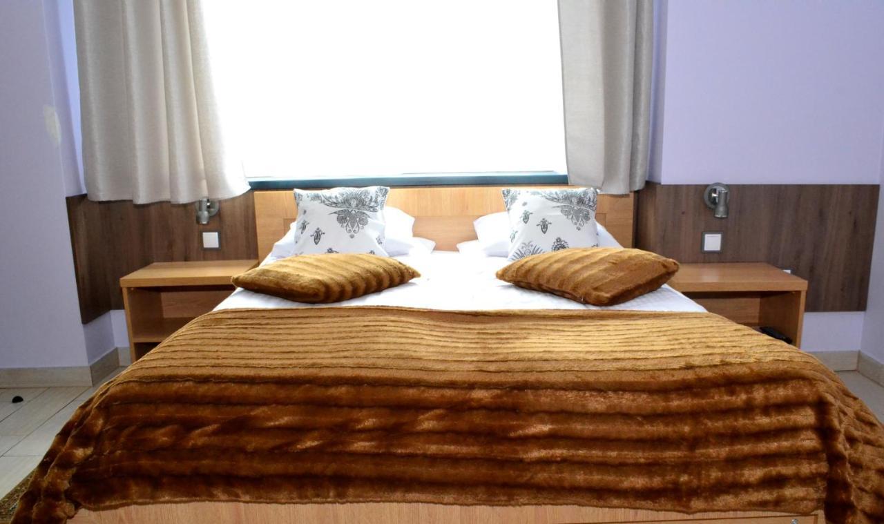 Comfort-24 Plus Słupca Kültér fotó