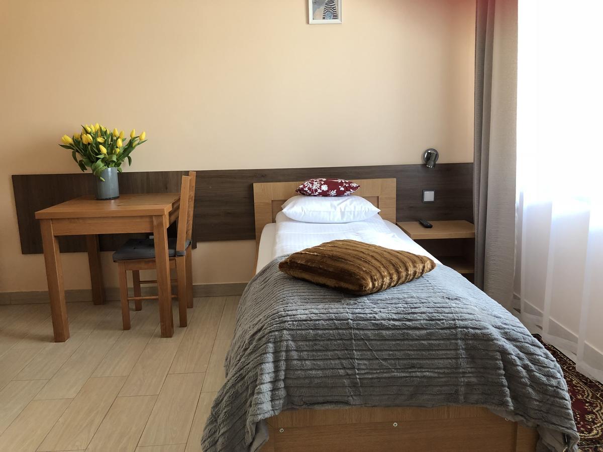 Comfort-24 Plus Słupca Kültér fotó