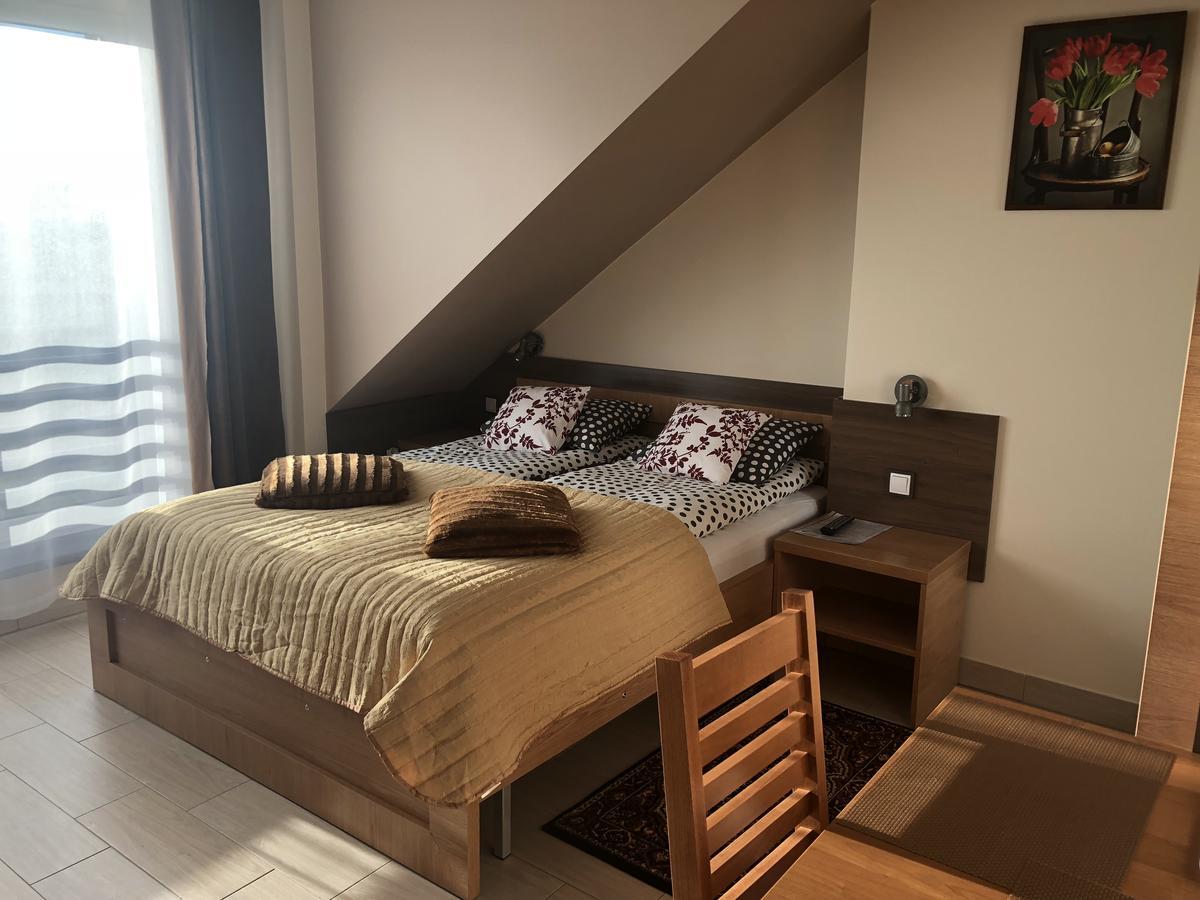 Comfort-24 Plus Słupca Kültér fotó
